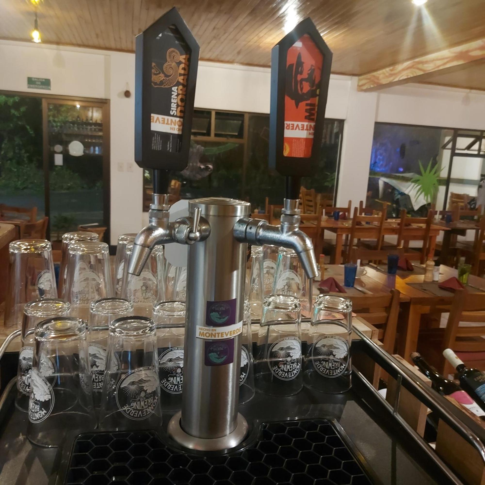 Alisson Hotel Y Restaurant Monteverde Buitenkant foto